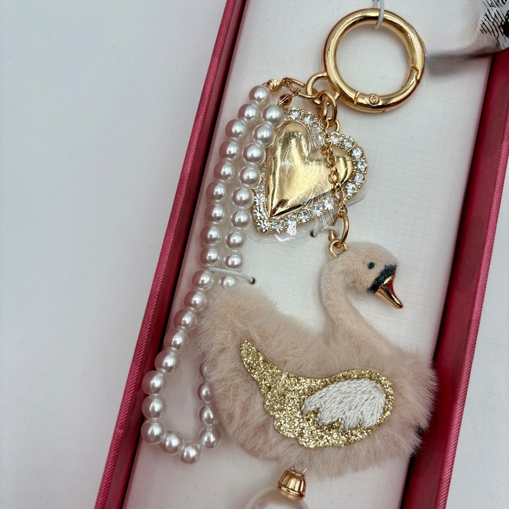 Piper K Swan Bag Charm Keychain Pink Pearl‎ Gold Heart Rhinestone New